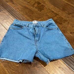 Jean shorts size 6 princess Polly